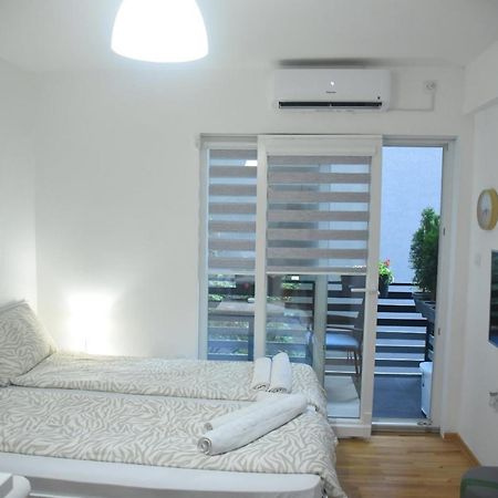 Dekart 2 Apartment Nis Exterior foto