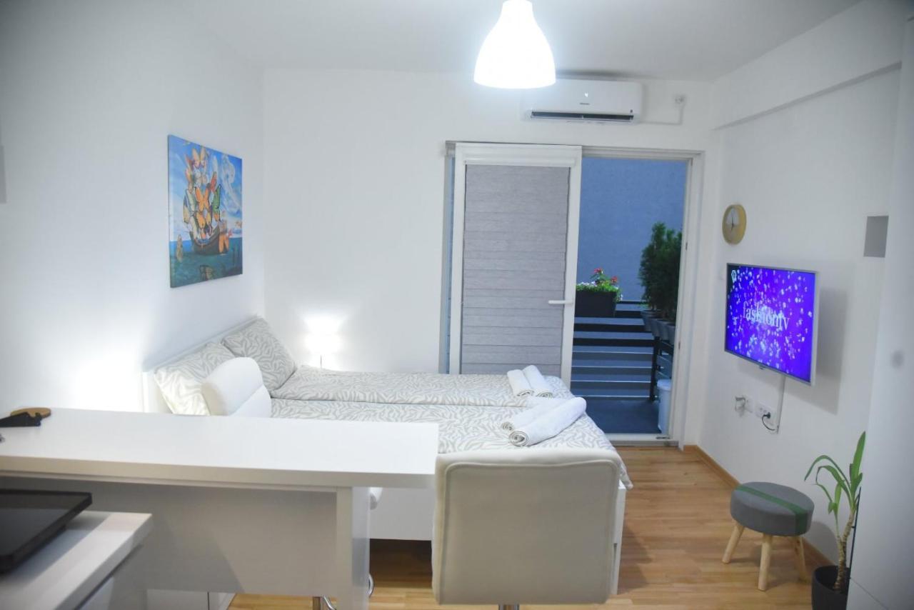Dekart 2 Apartment Nis Exterior foto