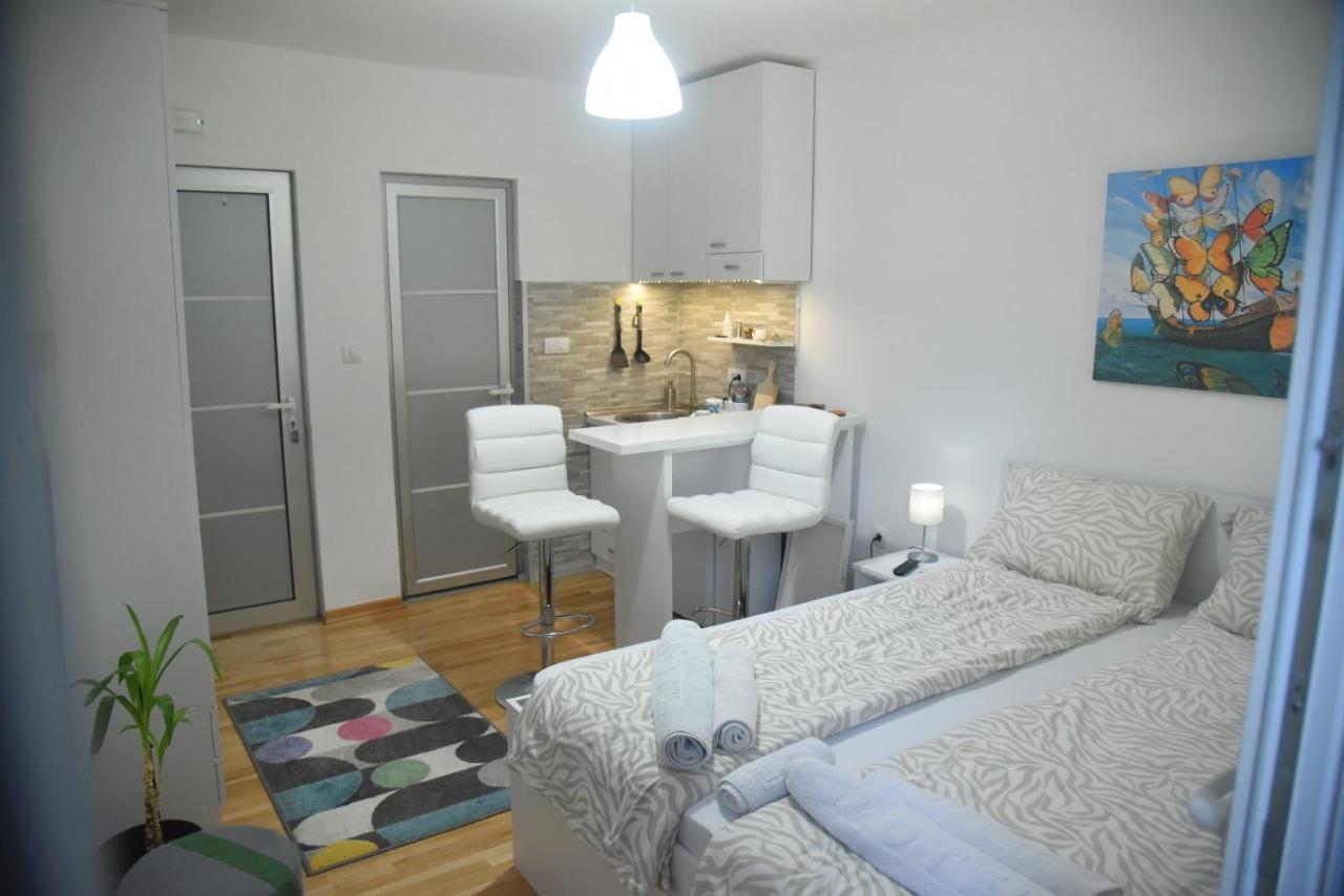 Dekart 2 Apartment Nis Exterior foto