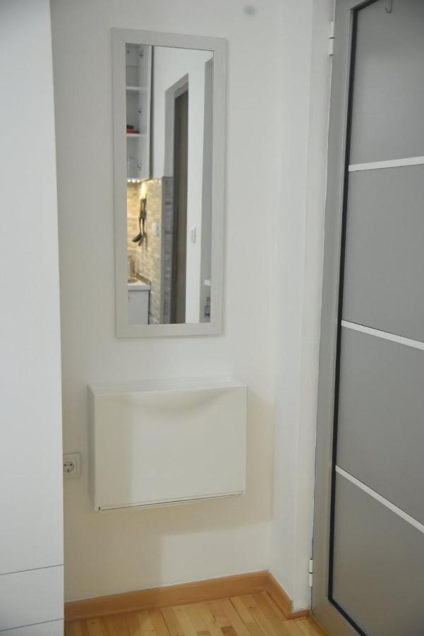 Dekart 2 Apartment Nis Exterior foto